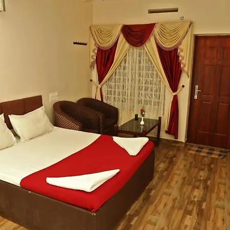 Velu'S Resort Gudalur  Exterior photo