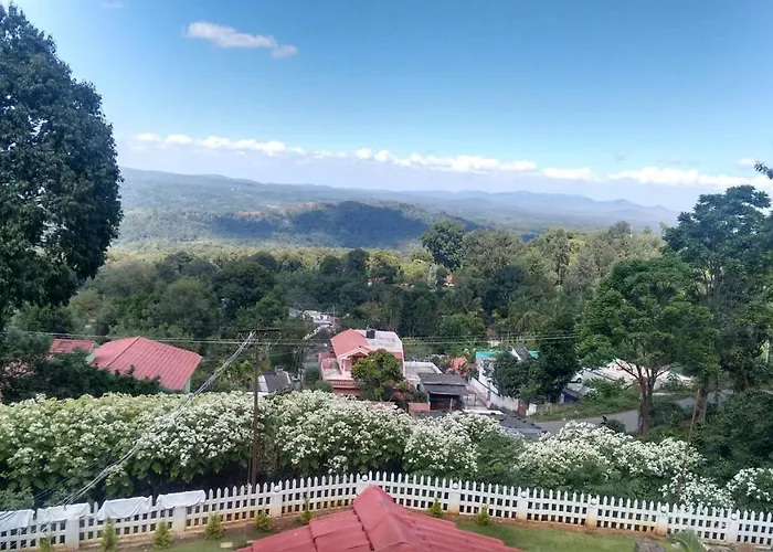 Velu\'S Resort