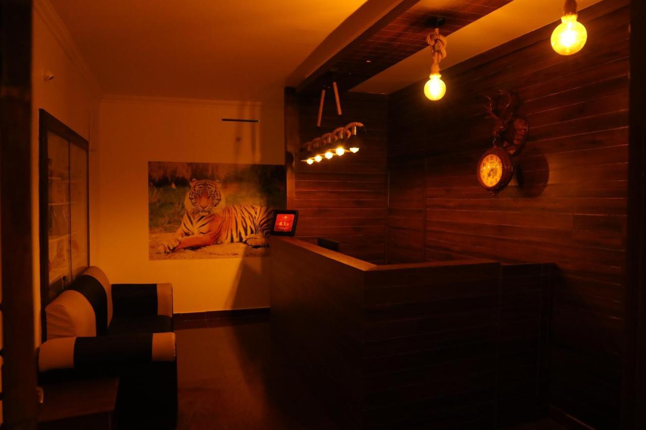 Velu's Homestay *